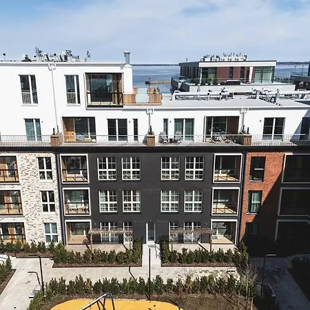 Modern 3r Home, Ac, Seaview, Parking * Tallinn