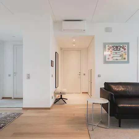 Apartment Modern 3r Home, Ac, Seaview, Parking *