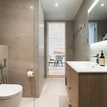 Modern 3r Home, Ac, Seaview, Parking Apartment Reval