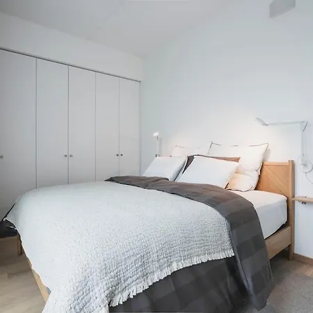 Modern 3r Home, Ac, Seaview, Parking