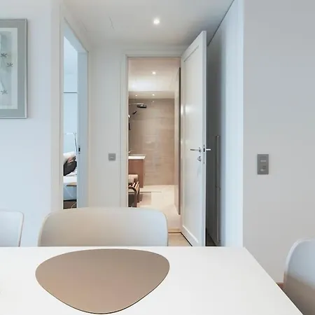 Apartment Modern 3r Home, Ac, Seaview, Parking